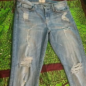 Cute jeans with ripped effect